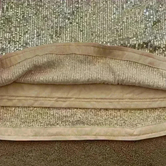 ***NWT**** SILVER SEQUIN SPARKLY PARTY MINI DRESS SIZE M - Picture 3 of 10